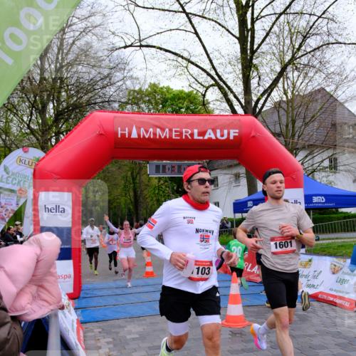 19.04.2026 - Hammer Lauf Tim E. http://msf.ph/oto/9545553 19.04.2026 12:31:52 Ziel 8, 123, 141, 304, 306, 420, 450, 549, 690, 1103, 1106, 1111, 1300, 1339, 1593, 1601, 1928 meine-sportfotos.de