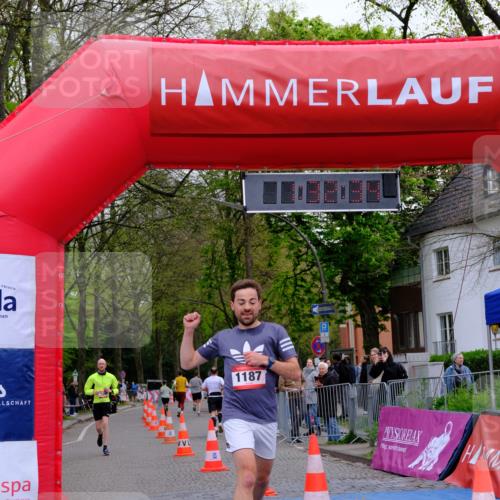19.04.2026 - Hammer Lauf Tim E. http://msf.ph/oto/9545671 19.04.2026 12:32:42 Ziel 240, 318, 326, 1187 meine-sportfotos.de