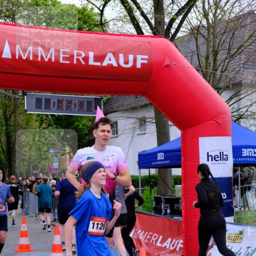 19.04.2026 - Hammer Lauf Tim E. http://msf.ph/oto/9546027 19.04.2026 12:35:09 Ziel 138, 224, 360, 415, 443, 558, 680, 732, 739, 882, 1073, 1126, 1275, 1624, 1880 meine-sportfotos.de