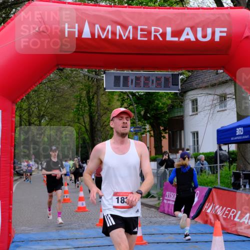 19.04.2026 - Hammer Lauf Tim E. http://msf.ph/oto/9546066 19.04.2026 12:35:35 Ziel 159, 218, 577, 943, 1059, 1189, 1253, 1836, 1929 meine-sportfotos.de