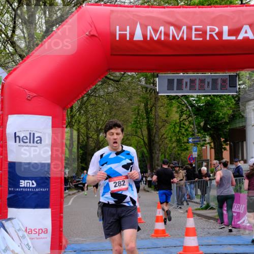 19.04.2026 - Hammer Lauf Tim E. http://msf.ph/oto/9546229 19.04.2026 12:36:26 Ziel 259, 282, 336, 444, 772, 1131, 1924 meine-sportfotos.de