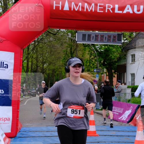 19.04.2026 - Hammer Lauf Tim E. http://msf.ph/oto/9546343 19.04.2026 12:37:07 Ziel 299, 750, 947, 951, 988, 1031, 1089, 1148, 1474, 1564, 1579, 1599, 1682, 1704, 1711, 1723, 1931 meine-sportfotos.de