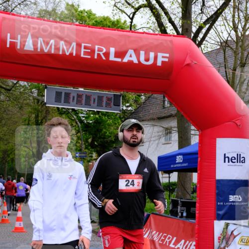 19.04.2026 - Hammer Lauf Tim E. http://msf.ph/oto/9546391 19.04.2026 12:37:23 Ziel 6, 24, 168, 636, 1575, 1611, 1626, 1870, 1871 meine-sportfotos.de
