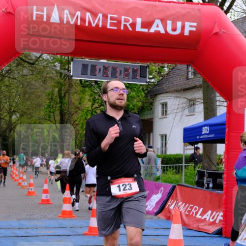 19.04.2026 - Hammer Lauf Tim E. http://msf.ph/oto/9546463 19.04.2026 12:37:35 Ziel 123, 472, 761, 1041, 1042, 1102, 1134, 1161, 1593, 1681, 1786, 1829, 1903 meine-sportfotos.de