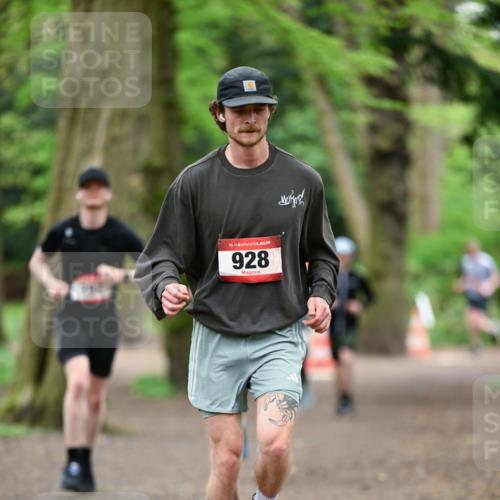 19.04.2026 - Hammer Lauf Dr. Thomas Lammeyer http://msf.ph/oto/9546468 19.04.2026 11:29:28 Laufen 928 meine-sportfotos.de