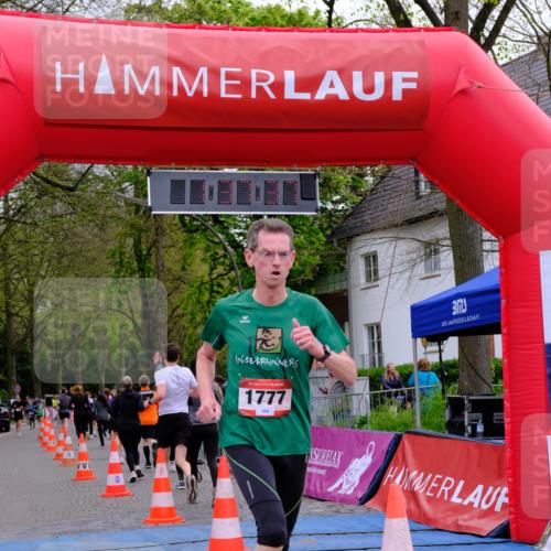 19.04.2026 - Hammer Lauf Tim E. http://msf.ph/oto/9546503 19.04.2026 12:37:45 Ziel 432, 449, 596, 632, 791, 1147, 1777 meine-sportfotos.de