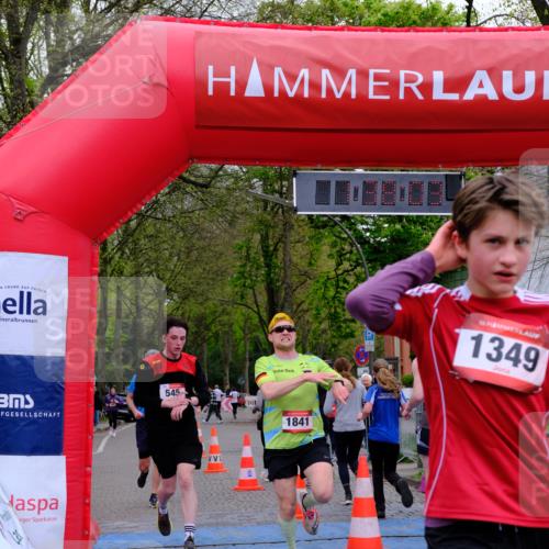 19.04.2026 - Hammer Lauf Tim E. http://msf.ph/oto/9546584 19.04.2026 12:38:11 Ziel 150, 240, 304, 347, 522, 523, 545, 629, 630, 881, 985, 991, 1207, 1349, 1576, 1613, 1841, 1845 meine-sportfotos.de