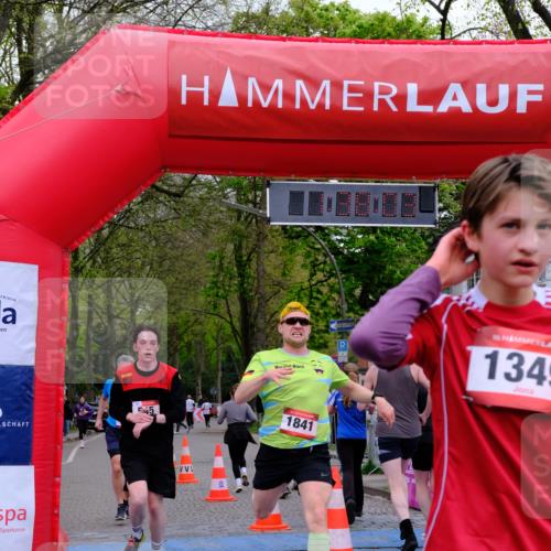 19.04.2026 - Hammer Lauf Tim E. http://msf.ph/oto/9546587 19.04.2026 12:38:11 Ziel 150, 240, 304, 347, 522, 523, 545, 629, 630, 881, 985, 991, 1207, 1349, 1576, 1613, 1841, 1845 meine-sportfotos.de