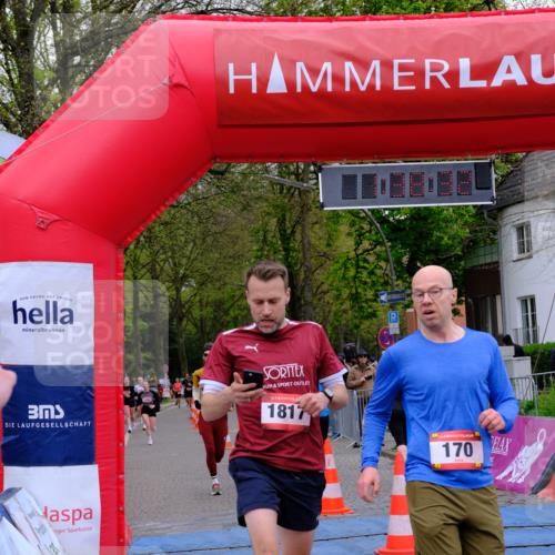 19.04.2026 - Hammer Lauf Tim E. http://msf.ph/oto/9546677 19.04.2026 12:38:40 Ziel 170, 175, 231, 565, 724, 729, 1153, 1168, 1316, 1817, 1858, 1869 meine-sportfotos.de