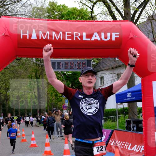 19.04.2026 - Hammer Lauf Tim E. http://msf.ph/oto/9546802 19.04.2026 12:39:14 Ziel 221, 406, 407, 663, 714, 742, 865, 902, 905, 1038, 1137, 1340, 1832 meine-sportfotos.de