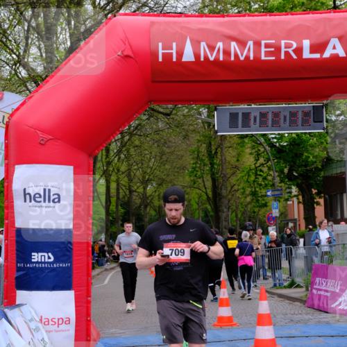 19.04.2026 - Hammer Lauf Tim E. http://msf.ph/oto/9546826 19.04.2026 12:39:43 Ziel 16, 122, 361, 607, 608, 709, 801, 932, 1018, 1269, 1739, 1782 meine-sportfotos.de