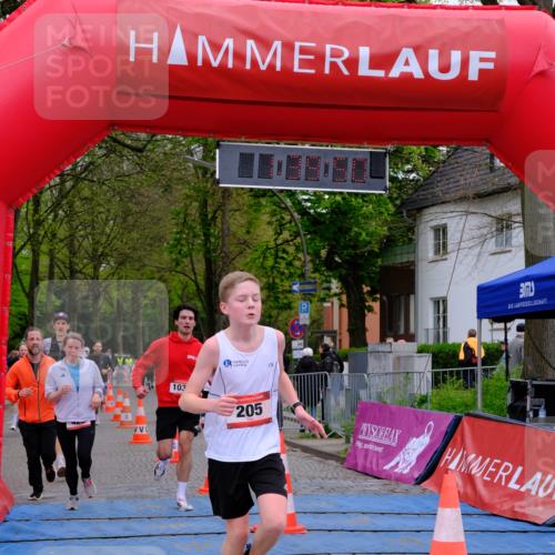 19.04.2026 - Hammer Lauf Tim E. http://msf.ph/oto/9546848 19.04.2026 12:39:58 Ziel 205, 267, 420, 421, 475, 721, 762, 1030, 1184, 1186, 1260, 1590, 1628, 1928 meine-sportfotos.de