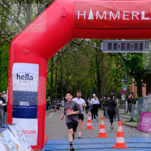 19.04.2026 - Hammer Lauf Tim E. http://msf.ph/oto/9546896 19.04.2026 12:40:39 Ziel 203, 807, 867, 959, 1589, 1801, 1840 meine-sportfotos.de