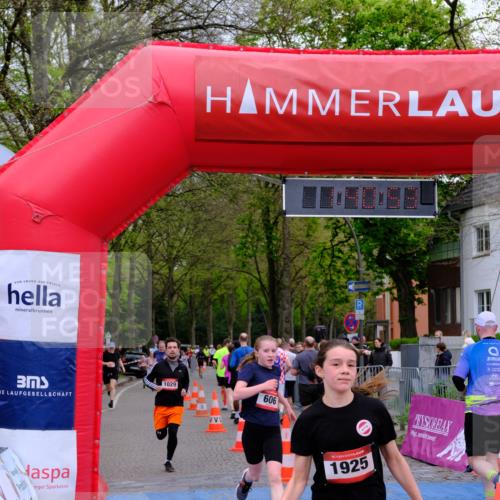 19.04.2026 - Hammer Lauf Tim E. http://msf.ph/oto/9546926 19.04.2026 12:41:01 Ziel 226, 606, 693, 712, 713, 800, 831, 923, 1029, 1072, 1209, 1224, 1263, 1322, 1631, 1719, 1726, 1825, 1925 meine-sportfotos.de