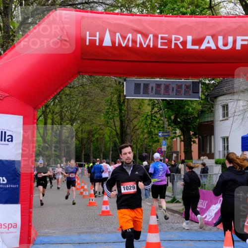 19.04.2026 - Hammer Lauf Tim E. http://msf.ph/oto/9546931 19.04.2026 12:41:03 Ziel 445, 606, 693, 712, 713, 800, 923, 1029, 1072, 1322, 1631, 1719, 1726, 1757, 1925 meine-sportfotos.de