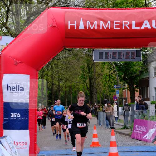 19.04.2026 - Hammer Lauf Tim E. http://msf.ph/oto/9546965 19.04.2026 12:41:31 Ziel 414, 416, 451, 649, 802, 949, 950, 1174, 1277, 1594, 1680, 1695, 1781, 1889, 1922 meine-sportfotos.de
