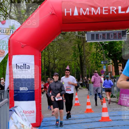 19.04.2026 - Hammer Lauf Tim E. http://msf.ph/oto/9546972 19.04.2026 12:41:34 Ziel 224, 414, 451, 649, 732, 802, 949, 950, 1076, 1077, 1174, 1277, 1680, 1695, 1781, 1922 meine-sportfotos.de