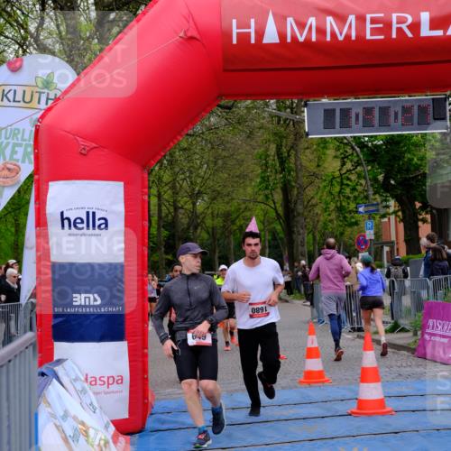 19.04.2026 - Hammer Lauf Tim E. http://msf.ph/oto/9546973 19.04.2026 12:41:35 Ziel 224, 414, 451, 649, 732, 802, 949, 950, 1076, 1077, 1174, 1203, 1277, 1311, 1680, 1695, 1781, 1922 meine-sportfotos.de