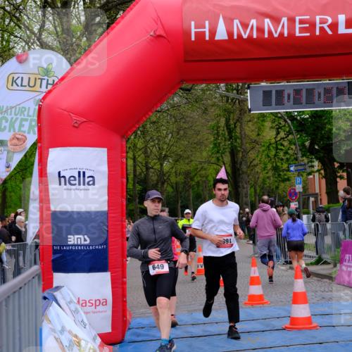 19.04.2026 - Hammer Lauf Tim E. http://msf.ph/oto/9546974 19.04.2026 12:41:35 Ziel 224, 414, 451, 649, 732, 802, 949, 950, 1076, 1077, 1174, 1203, 1277, 1311, 1680, 1695, 1781, 1922 meine-sportfotos.de
