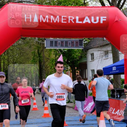 19.04.2026 - Hammer Lauf Tim E. http://msf.ph/oto/9546979 19.04.2026 12:41:36 Ziel 224, 414, 451, 649, 732, 802, 949, 950, 1076, 1077, 1174, 1203, 1277, 1311, 1680, 1695, 1781, 1922 meine-sportfotos.de