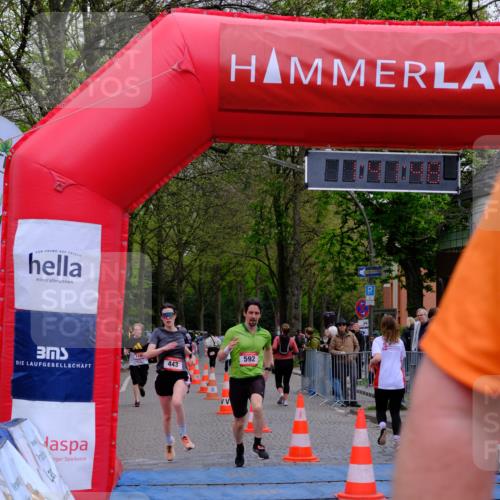 19.04.2026 - Hammer Lauf Tim E. http://msf.ph/oto/9547010 19.04.2026 12:41:56 Ziel 443, 518, 555, 556, 592, 697, 810, 939, 1166, 1587 meine-sportfotos.de