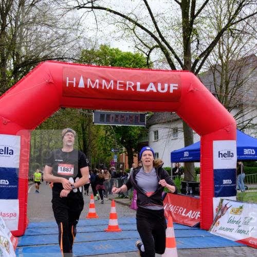 19.04.2026 - Hammer Lauf Tim E. http://msf.ph/oto/9547072 19.04.2026 12:42:35 Ziel 117, 364, 409, 670, 739, 741, 854, 855, 1253, 1352, 1689, 1821, 1880, 1887 meine-sportfotos.de