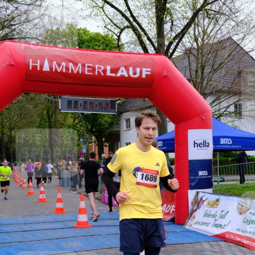 19.04.2026 - Hammer Lauf Tim E. http://msf.ph/oto/9547076 19.04.2026 12:42:37 Ziel 117, 409, 739, 741, 848, 1689, 1821, 1887 meine-sportfotos.de