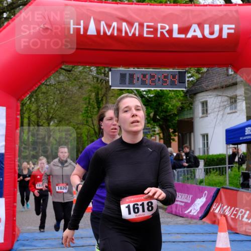 19.04.2026 - Hammer Lauf Tim E. http://msf.ph/oto/9547115 19.04.2026 12:43:02 Ziel 11, 159, 167, 434, 435, 436, 730, 738, 819, 1148, 1618, 1642, 1644, 1820, 1929 meine-sportfotos.de