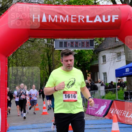 19.04.2026 - Hammer Lauf Tim E. http://msf.ph/oto/9547217 19.04.2026 12:44:44 Ziel 432, 680, 750, 856, 857, 1031, 1070, 1143, 1564, 1570, 1599, 1616, 1715, 1723 meine-sportfotos.de