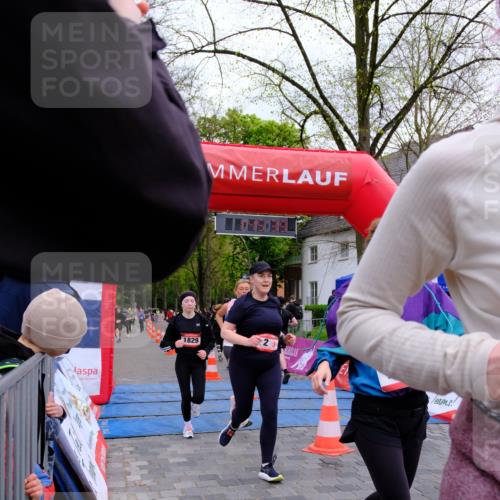 19.04.2026 - Hammer Lauf Tim E. http://msf.ph/oto/9547287 19.04.2026 12:45:47 Ziel 2, 297, 516, 627, 775, 985, 1102, 1134, 1161, 1207, 1476, 1563, 1567, 1585, 1682, 1786, 1829 meine-sportfotos.de