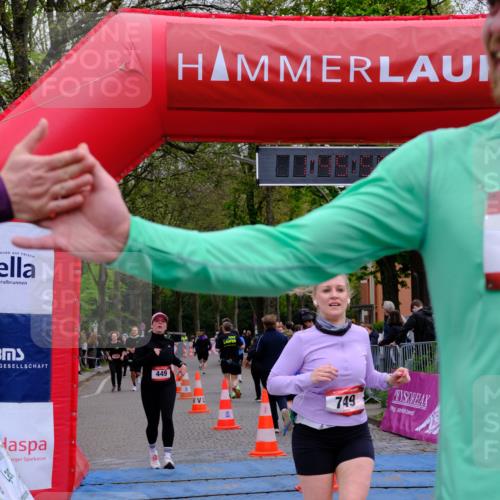 19.04.2026 - Hammer Lauf Tim E. http://msf.ph/oto/9547316 19.04.2026 12:46:07 Ziel 5, 295, 341, 449, 511, 749 meine-sportfotos.de
