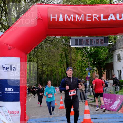 19.04.2026 - Hammer Lauf Tim E. http://msf.ph/oto/9547457 19.04.2026 12:47:57 Ziel 239, 742, 801, 1263, 1726, 1782 meine-sportfotos.de