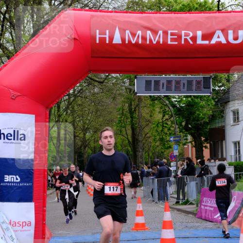 19.04.2026 - Hammer Lauf Tim E. http://msf.ph/oto/9547609 19.04.2026 12:49:26 Ziel 117, 357, 719, 754, 807, 1072, 1334 meine-sportfotos.de
