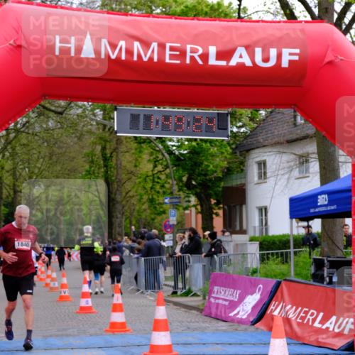 19.04.2026 - Hammer Lauf Tim E. http://msf.ph/oto/9547620 19.04.2026 12:49:32 Ziel 357, 719, 807, 1840, 1856, 1857 meine-sportfotos.de