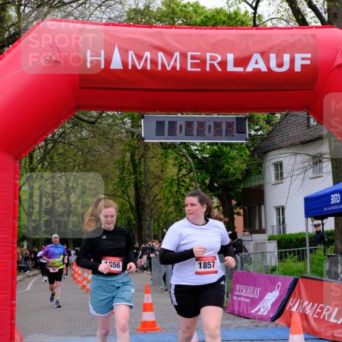 19.04.2026 - Hammer Lauf Tim E. http://msf.ph/oto/9547629 19.04.2026 12:49:37 Ziel 800, 1840, 1856, 1857 meine-sportfotos.de