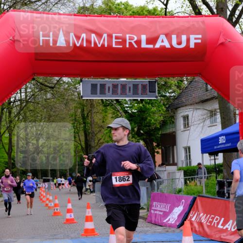 19.04.2026 - Hammer Lauf Tim E. http://msf.ph/oto/9547702 19.04.2026 12:50:18 Ziel 174, 949, 950, 1862 meine-sportfotos.de