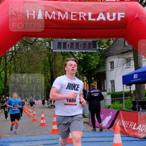 19.04.2026 - Hammer Lauf Tim E. http://msf.ph/oto/9547716 19.04.2026 12:50:36 Ziel 262, 342, 624, 932, 1686 meine-sportfotos.de