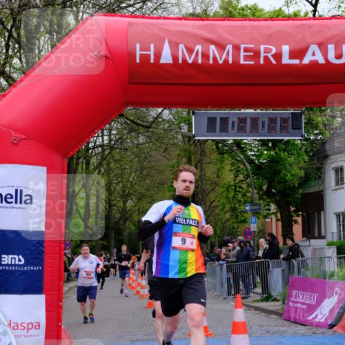 19.04.2026 - Hammer Lauf Tim E. http://msf.ph/oto/9547773 19.04.2026 12:51:07 Ziel 9, 10, 931 meine-sportfotos.de