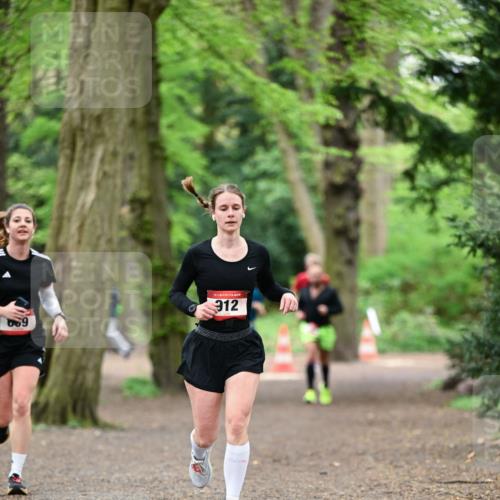 19.04.2026 - Hammer Lauf Dr. Thomas Lammeyer http://msf.ph/oto/9547945 19.04.2026 11:30:26 Laufen 669, 912 meine-sportfotos.de