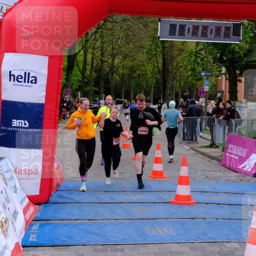 19.04.2026 - Hammer Lauf Tim E. http://msf.ph/oto/9548248 19.04.2026 12:54:13 Ziel 4, 938, 1473 meine-sportfotos.de
