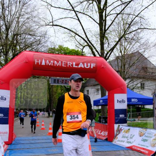 19.04.2026 - Hammer Lauf Tim E. http://msf.ph/oto/9548306 19.04.2026 12:54:59 Ziel 112, 326, 354, 928, 1894 meine-sportfotos.de