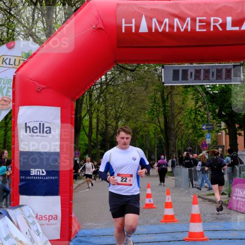 19.04.2026 - Hammer Lauf Tim E. http://msf.ph/oto/9548530 19.04.2026 12:56:46 Ziel 12, 22, 637 meine-sportfotos.de