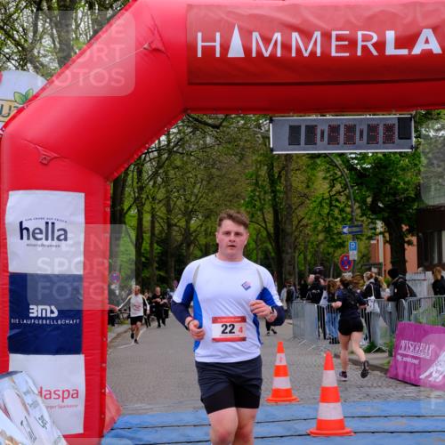 19.04.2026 - Hammer Lauf Tim E. http://msf.ph/oto/9548536 19.04.2026 12:56:46 Ziel 12, 22, 637 meine-sportfotos.de
