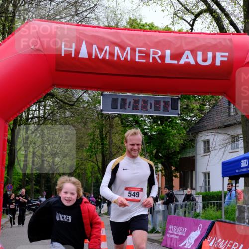 19.04.2026 - Hammer Lauf Tim E. http://msf.ph/oto/9548570 19.04.2026 12:56:52 Ziel 181, 549, 637 meine-sportfotos.de