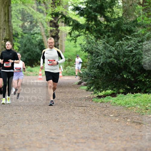 19.04.2026 - Hammer Lauf Dr. Thomas Lammeyer http://msf.ph/oto/9548599 19.04.2026 11:33:13 Laufen 825, 987, 467, 1096 meine-sportfotos.de