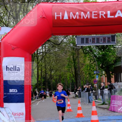 19.04.2026 - Hammer Lauf Tim E. http://msf.ph/oto/9548612 19.04.2026 12:57:12 Ziel 295, 333 meine-sportfotos.de