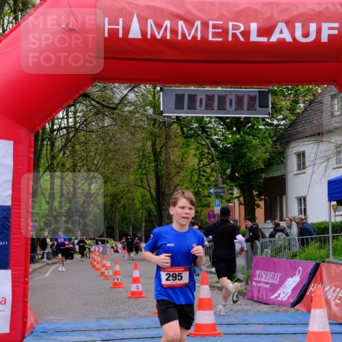 19.04.2026 - Hammer Lauf Tim E. http://msf.ph/oto/9548624 19.04.2026 12:57:13 Ziel 295, 333 meine-sportfotos.de