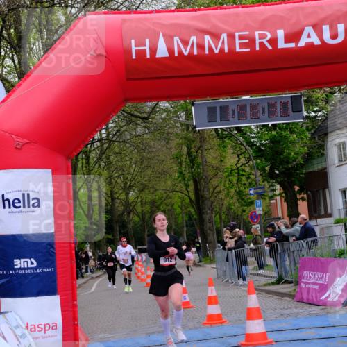 19.04.2026 - Hammer Lauf Tim E. http://msf.ph/oto/9548835 19.04.2026 12:58:38 Ziel 8, 385, 912, 1103 meine-sportfotos.de