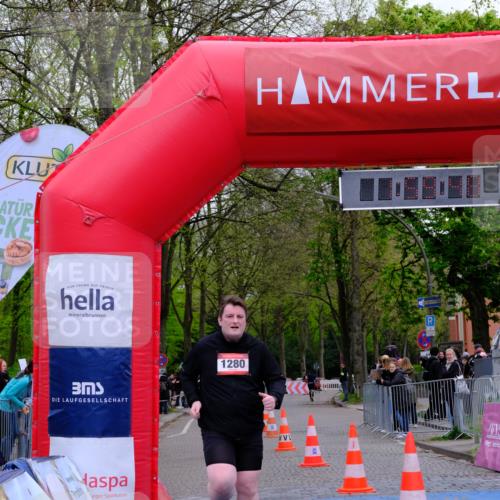 19.04.2026 - Hammer Lauf Tim E. http://msf.ph/oto/9549041 19.04.2026 12:59:55 Ziel 609, 614, 1280 meine-sportfotos.de