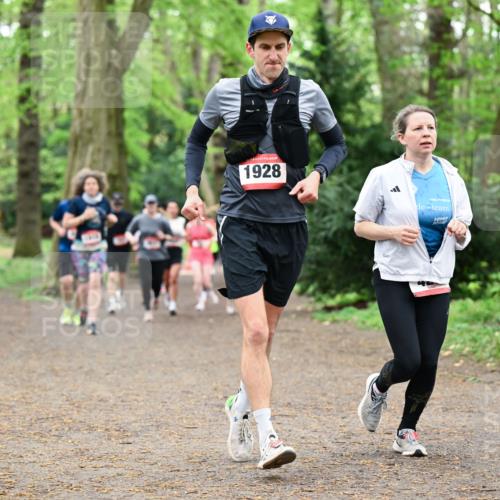 19.04.2026 - Hammer Lauf Dr. Thomas Lammeyer http://msf.ph/oto/9549201 19.04.2026 11:35:16 Laufen 1928 meine-sportfotos.de